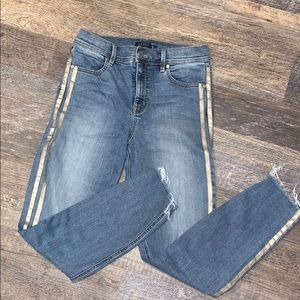 🌿Level 99 Cut Off Jeans🌿